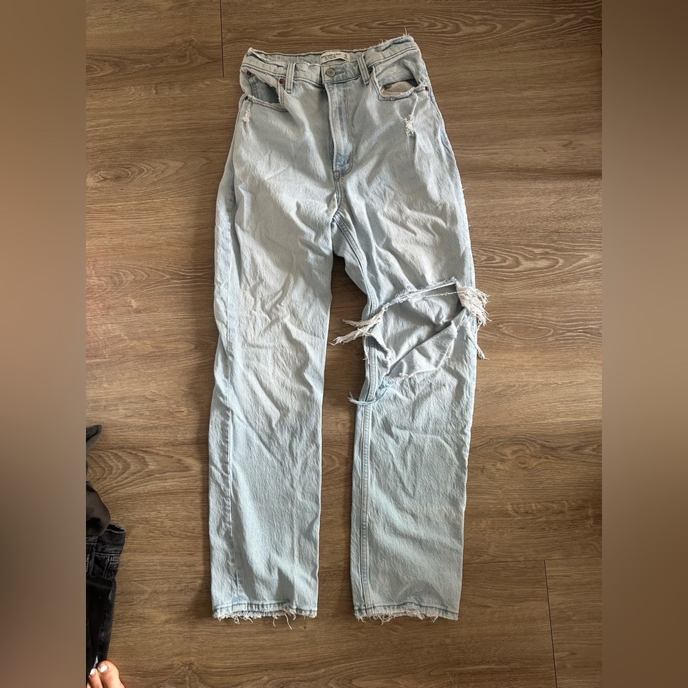 Abercrombie & Fitch High Rise Straight Curve Love Jeans